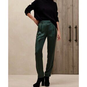 Banana Republic NWT Isa Pleated Italian Satin Pant Dark Juniper Green Size 2